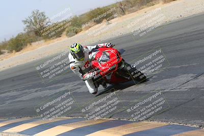 media/Mar-28-2022-Superbike Trackdays (Mon) [[b8603d0f67]]/Open Track Time/Turn 3 Inside/